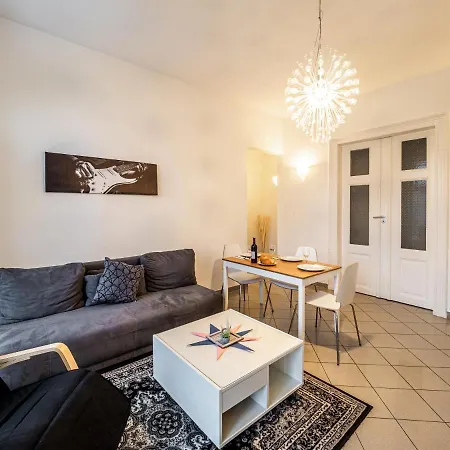 Arbio I Cozy In Center Apartment